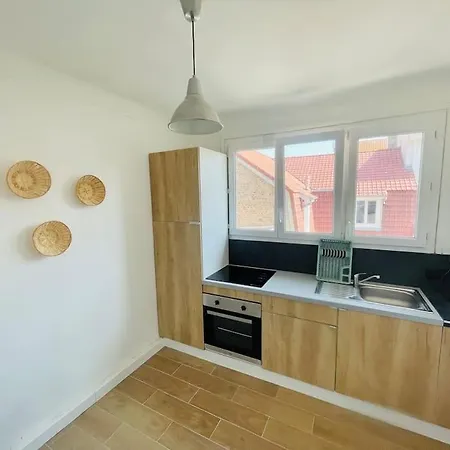 Calme - Balcon - 2 A 4 Pers - Wifi - A 100m * Berck